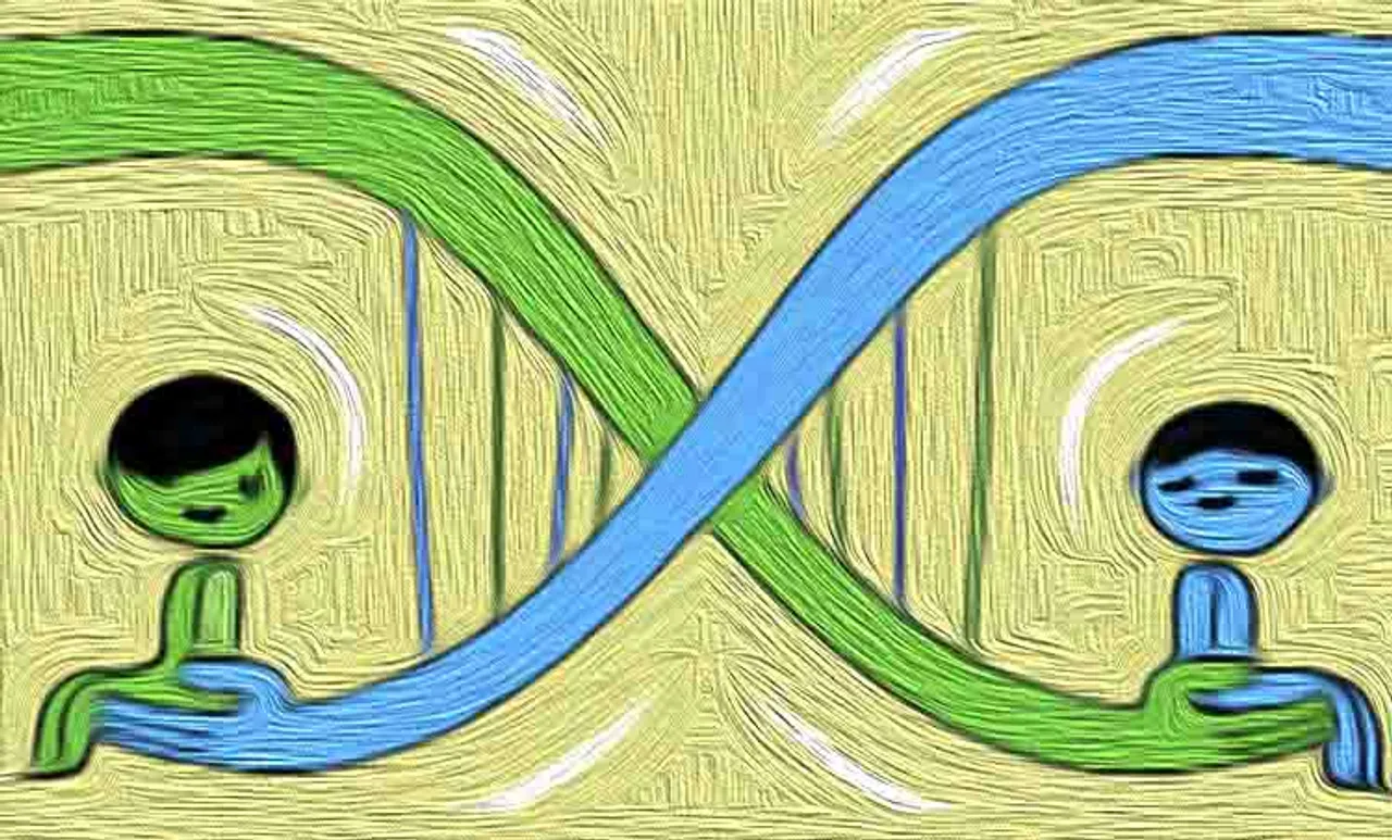 അടരുവാൻ വയ്യ: പോറ്റമ്മമാരെ വിട്ട് പെറ്റമ്മമാർക്കൊപ്പം പോകാതെ കുഞ്ഞുങ്ങൾ