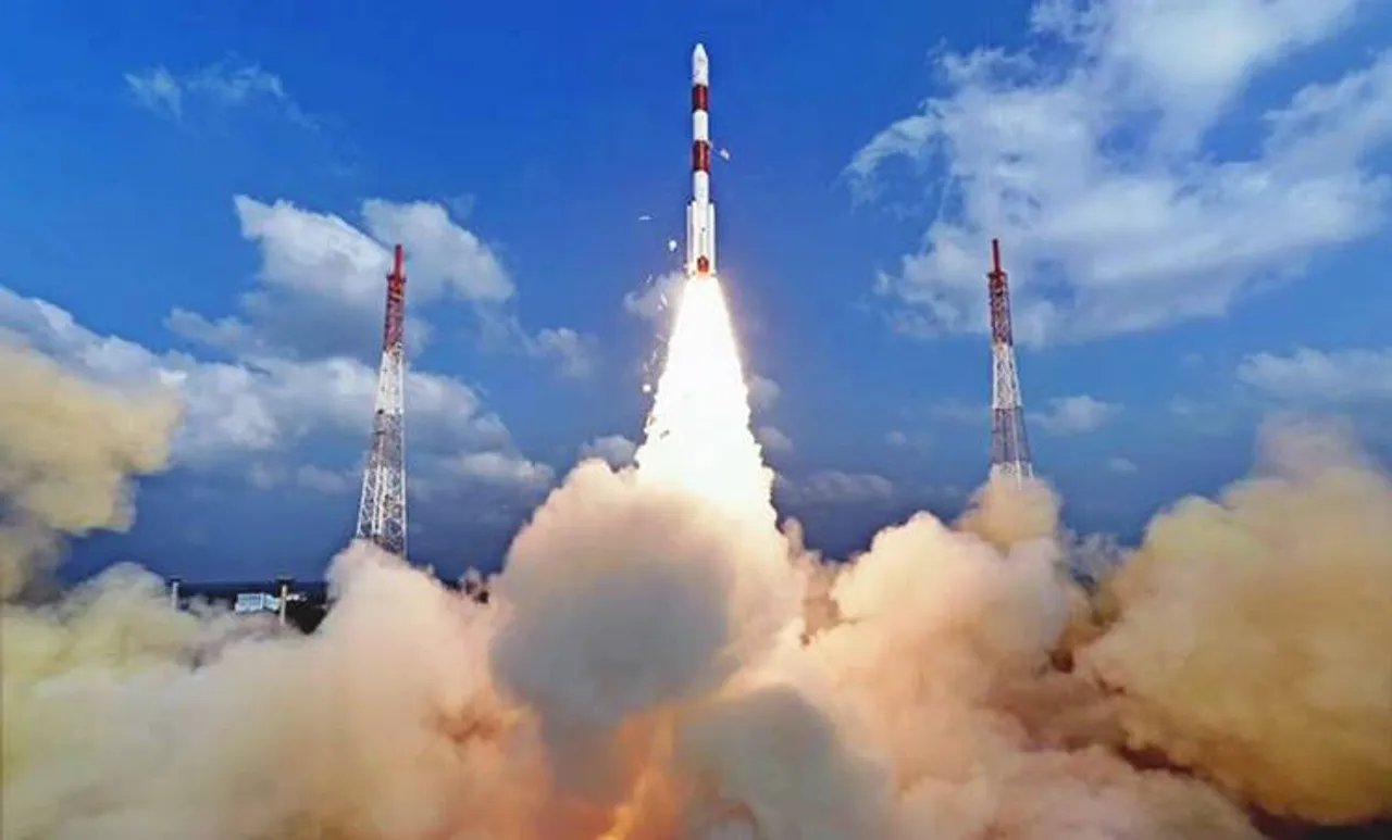 ISRO, GSAT11, satellite based internet, Ariane 5 rocket, ഐഎസ്ആർഒ, ജിസാറ്റ് 11, ഉപഗ്രഹം, ഫ്രഞ്ച് ഏരിയൻ 5 റോക്കറ്റ്