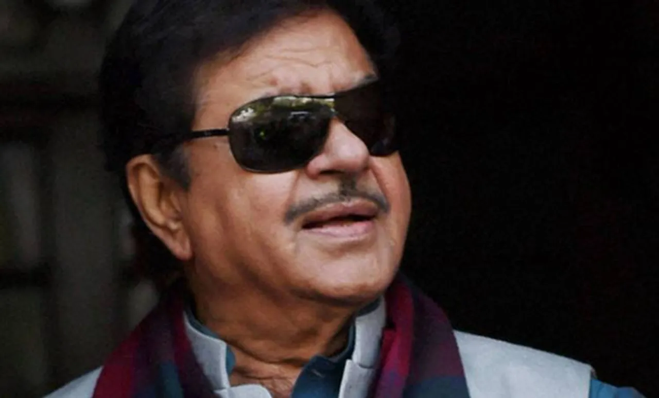 'പ്യൂണിനെ അവര്‍ വെറുതെ വിട്ടതിന് ദൈവത്തിന് നന്ദി'; പിഎന്‍ബി തട്ടിപ്പില്‍ ഓഡിറ്റര്‍മാരെ പഴി ചാരിയ ജെയ്‌റ്റ്‌ലിയെ ട്രോളി ശത്രുഘ്‌നന്‍ സിന്‍ഹ