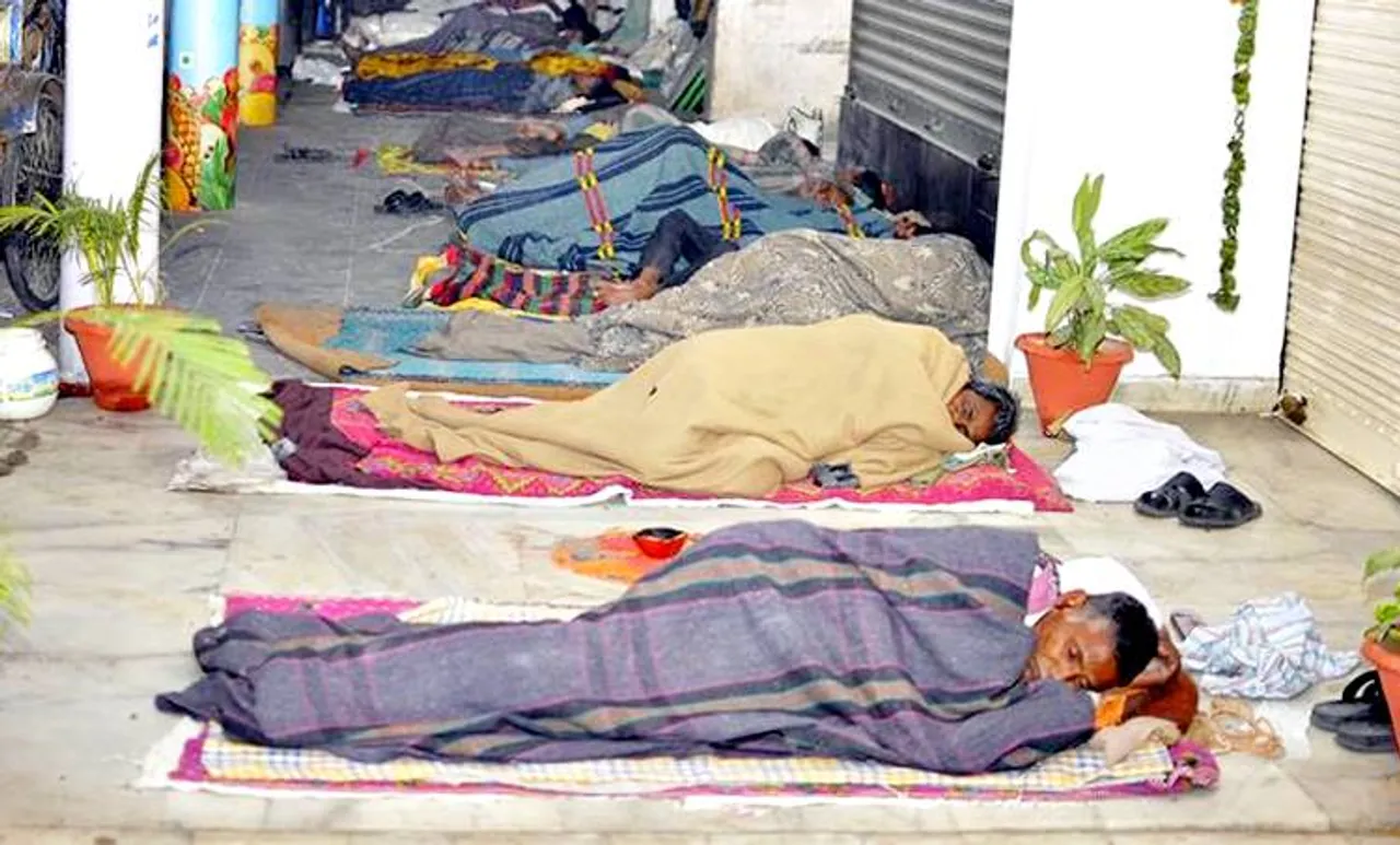 ശ്രീനഗറിൽ യാചകരെ  അറസ്റ്റ് ചെയ്ത് നീക്കി പൊലീസ്