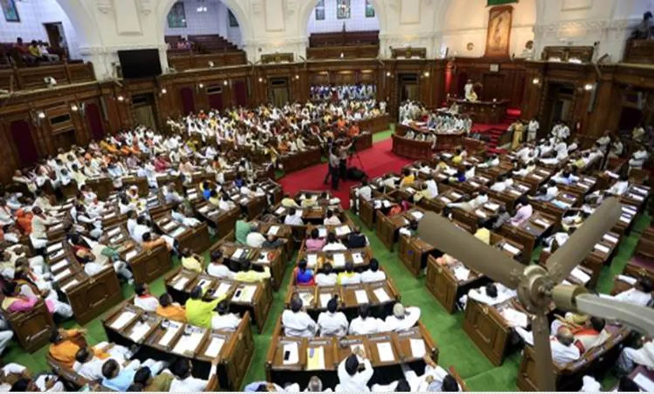 Who is a pro tem speaker