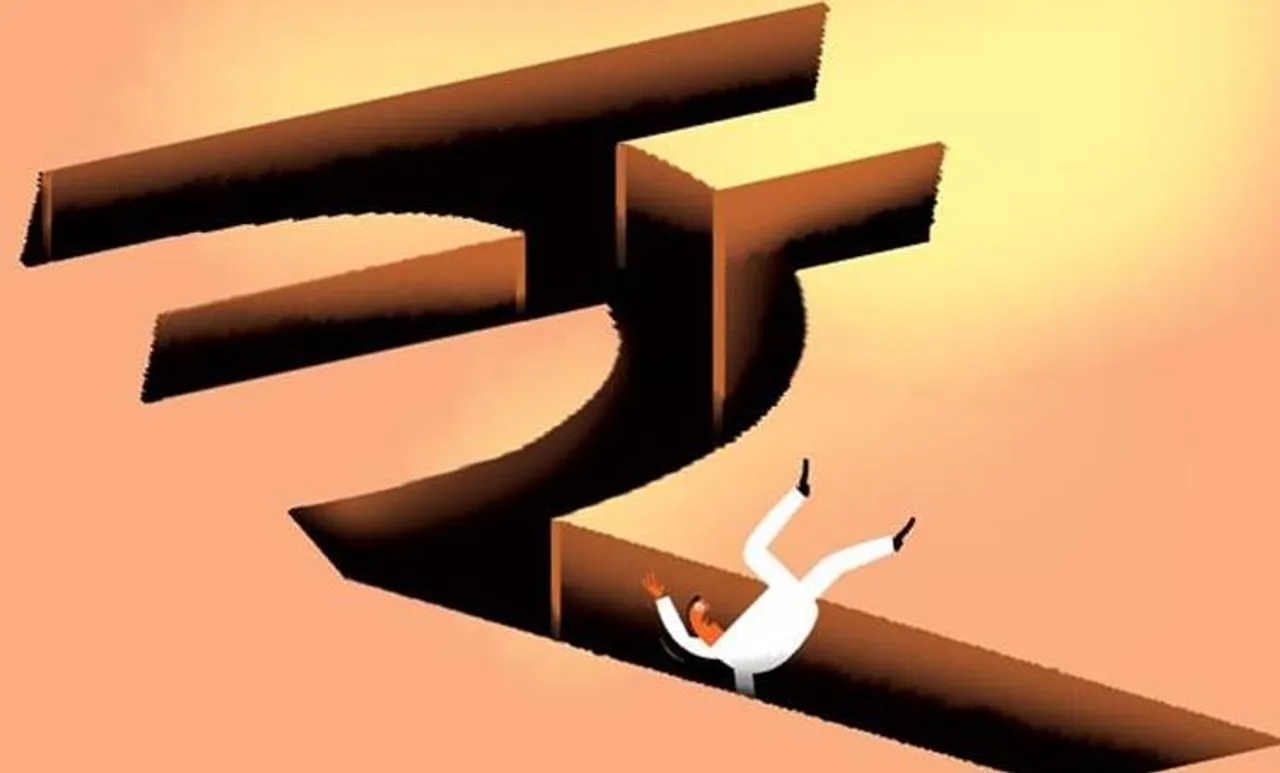 രൂപയ്ക്ക് ചരിത്രത്തകര്‍ച്ച; ഡോളറിനെതിരെ രൂപയുടെ മൂല്യം 71.37 എത്തി