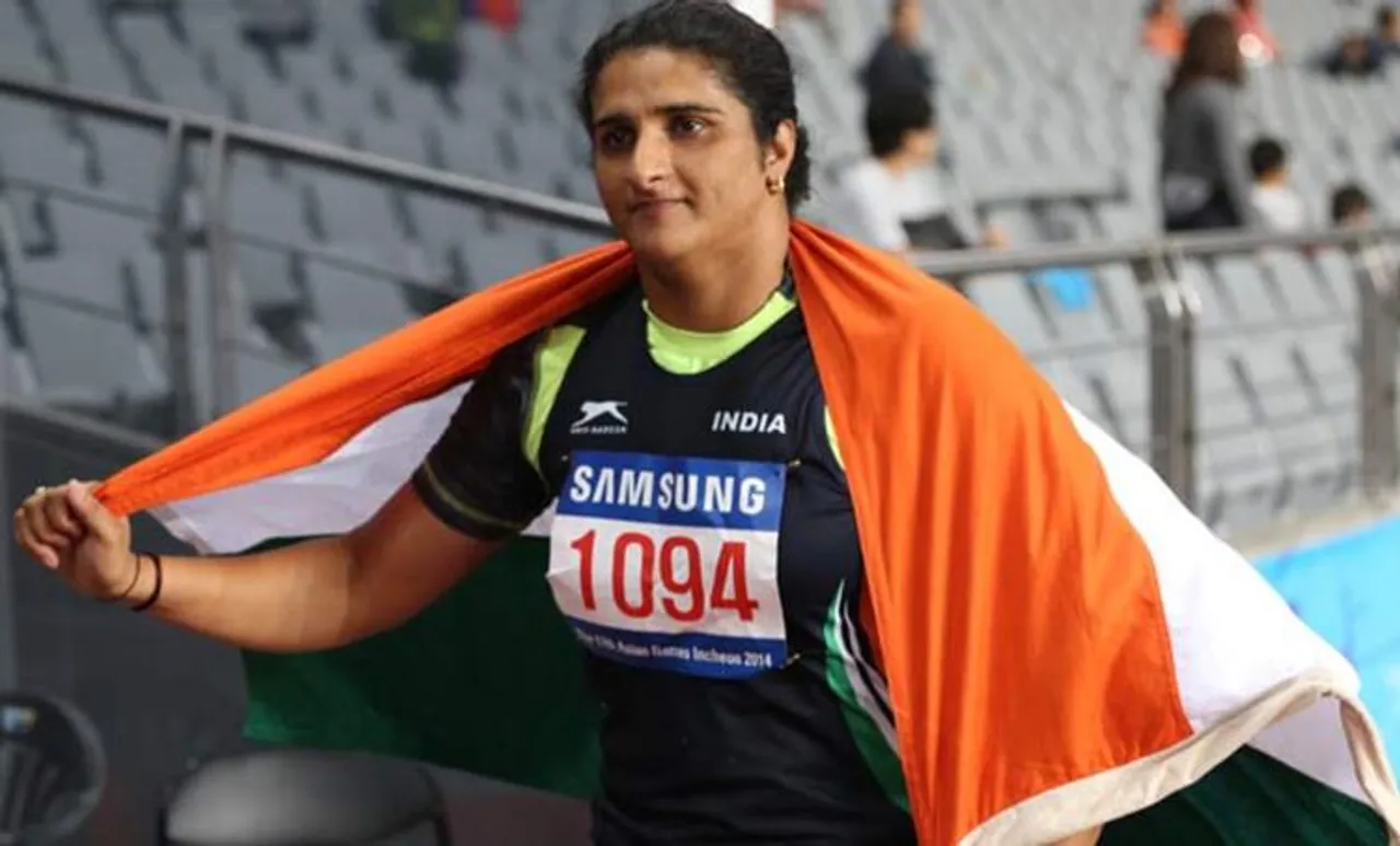 'നേട്ടം ആഘോഷിക്കില്ല'; ഒരു ലക്ഷവും മെഡലും കേരളത്തിന് സമര്‍പ്പിച്ച് സീമ പുനിയ