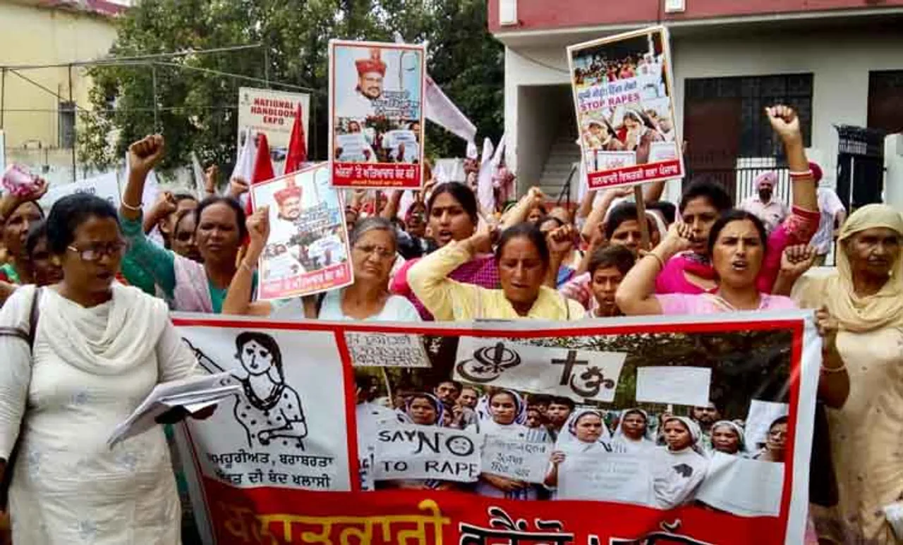 RMPI women protest against franco mulakkal in jalandar