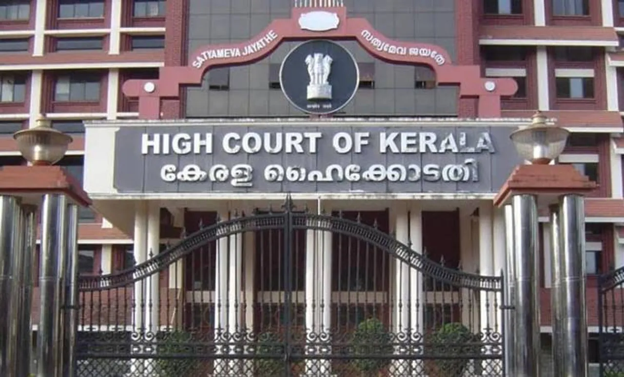 Magistrate Deepa mohan, മജിസ്‌ട്രേറ്റ് ദീപ മോഹൻ, Advocates locked magistrate in court chamber, മജിസ്‌ട്രേറ്റിനെ അഭിഭാഷകര്‍ പൂട്ടിയിട്ടു, Highcourt registers suo motu case, ഹൈക്കോടതി സ്വമേധയാ കേസെടുത്തു, Magistrate, മജിസ്‌ട്രേറ്റ്, Magistrate Court, മജിസ്‌ട്രേറ്റ് കോടതി, Chamber, ചേംബർ, Advocates, അഭിഭാഷകർ, Latest news, ലേറ്റസ്റ്റ് ന്യൂസ്, IE Malayalam, ഐഇ മലയാളം 