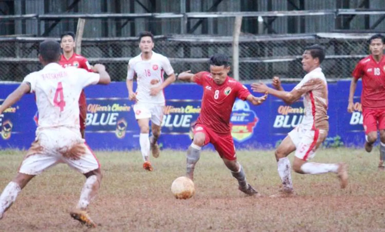 ഇന്ത്യൻ ഫുട്ബോളിൽ നിർണ്ണായക നീക്കത്തിനൊരുങ്ങി ഷില്ലോങ് എഫ്.സി; അവസാരം കാത്ത് യുവതാരങ്ങൾ