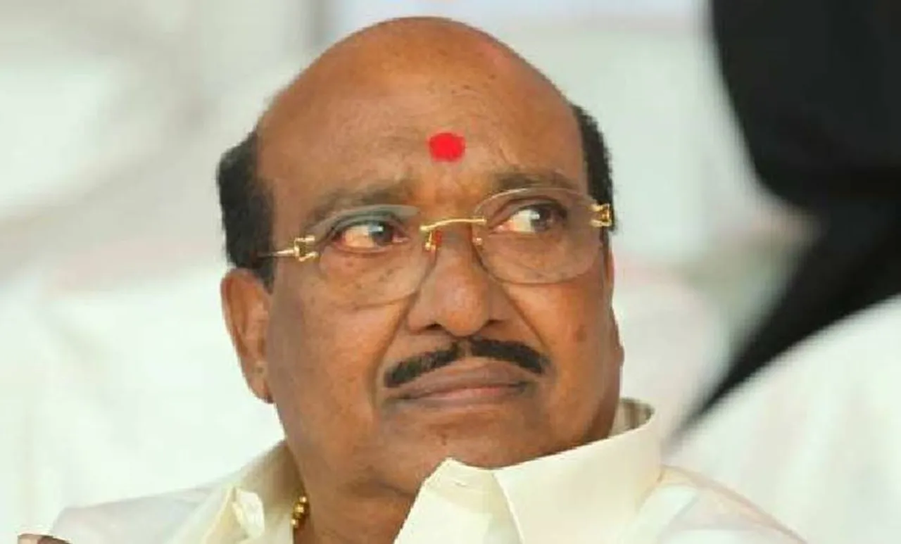 Vellappally Nateshan, വെളളാപ്പളളി നടേശന്‍, AM Arif, എ.എം ആരിഫ്, Lok Sabha Election 2019, ലോക്സഭാ തിരഞ്ഞെടുപ്പ് 2019 Alappuha, ആലപ്പുഴ, Vellappally Natesan, SNDP, എസ്എന്‍ഡിപി CPM, സിപിഎം, ie malayalam, Vellappalli Nateshan, KK Shailaja, MM Mani ,Thomas Issac and G Sughakarn, new ministry , congress, LDF, Latest news, news in malayalam, malayalam latest news, news in malayalam, latest news in malayalam, malayalam news, malayalam latest news, വെള്ളാാപ്പള്ളി, വെള്ളാപ്പള്ളി നടേശൻ, കെകെ ശൈലജ, എംഎം മണി, ജി സുധാകരൻ, തോമസ് ഐസക്, സത്യപ്രതിജ്ഞ. പിണറായി മന്ത്രിസഭ, pinarayi ministry, കോൺഗ്രസ്, ie malayalam