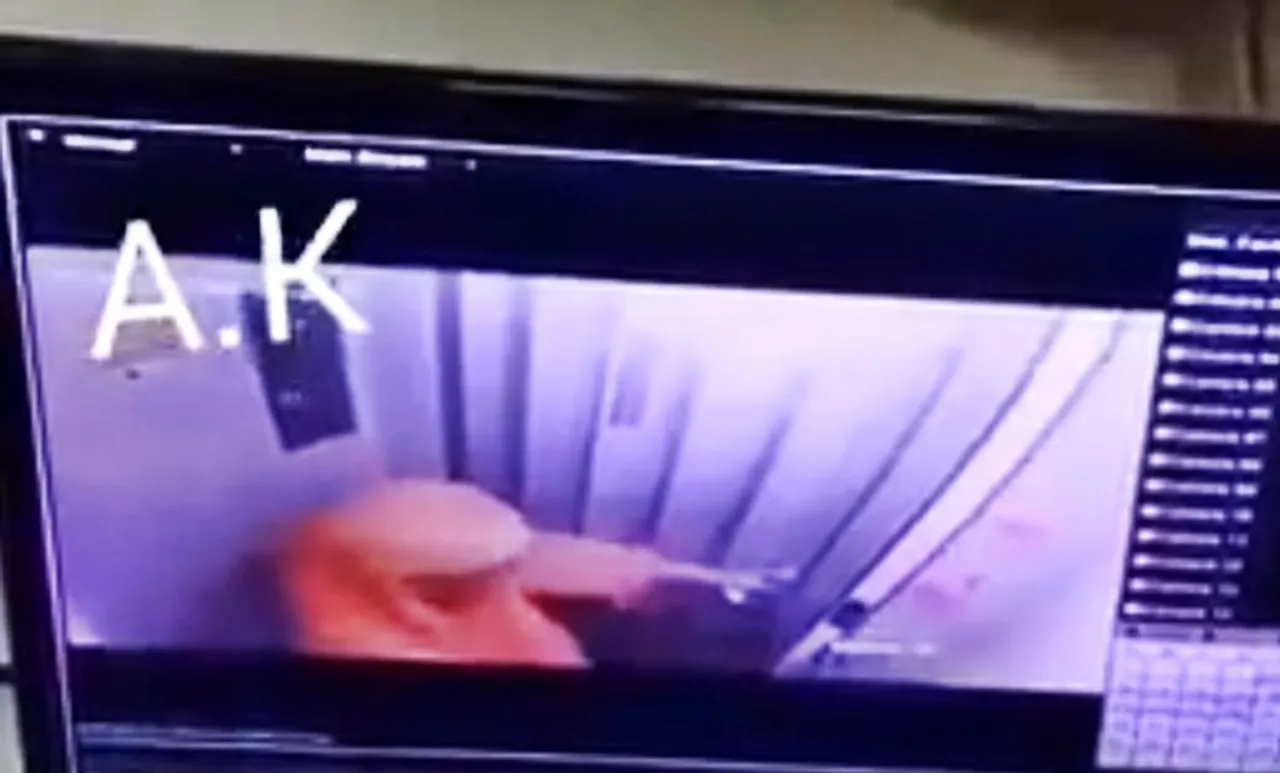 നാല് വയസുകാരിയെ ലിഫ്റ്റിന് അകത്ത് വച്ച് ക്രൂരമായി മര്‍ദ്ദിച്ച് ആഭരണം കവര്‍ന്നു