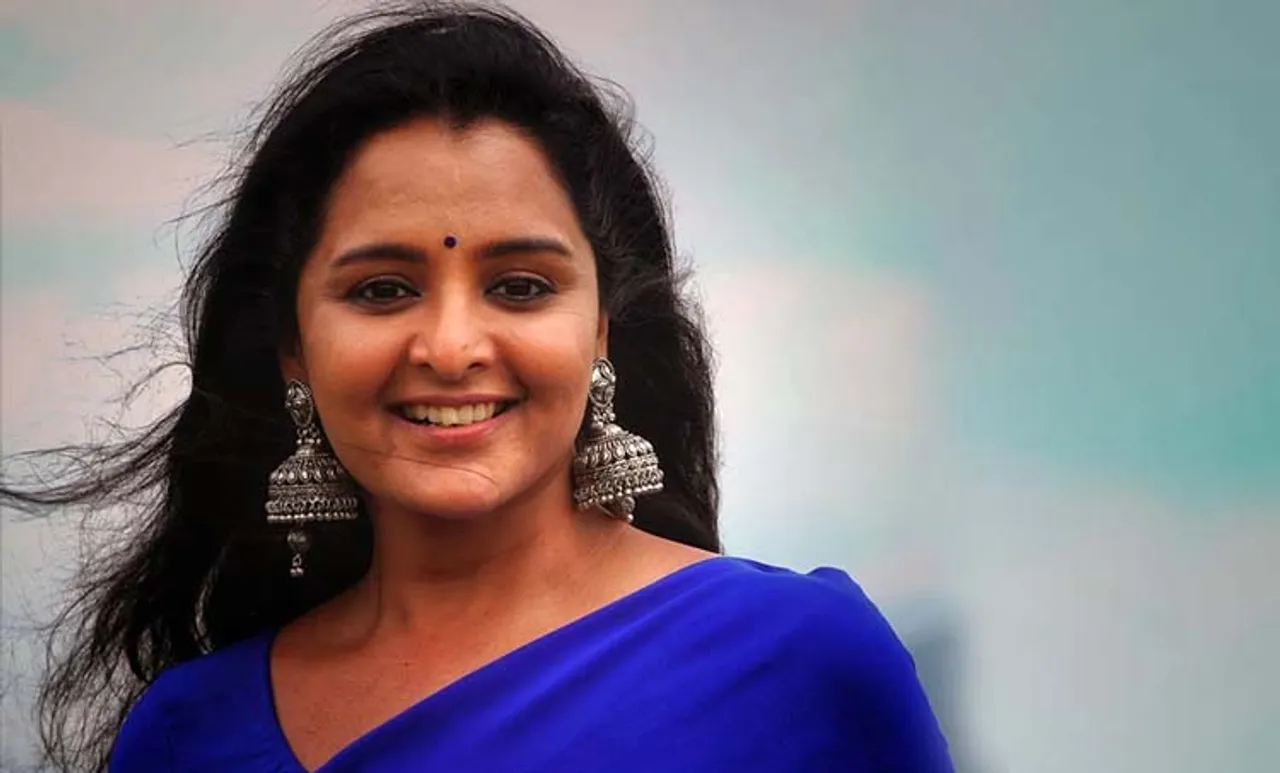 manju warrier, new year, new year 2019, happy new year 2019, മഞ്ജു വാര്യര്‍, പുതിയ ചിത്രം, സിനിമ, Entertainment, സിനിമാ വാര്‍ത്ത, ഫിലിം ന്യൂസ്, Film News, കേരള ന്യൂസ്, കേരള വാര്‍ത്ത, Kerala News, മലയാളം ന്യൂസ്, മലയാളം വാര്‍ത്ത, Malayalam News, Breaking News, പ്രധാന വാര്‍ത്തകള്‍, ഐ ഇ മലയാളം, iemalayalam, indian express malayalam, ഇന്ത്യന്‍ എക്സ്പ്രസ്സ്‌ മലയാളം