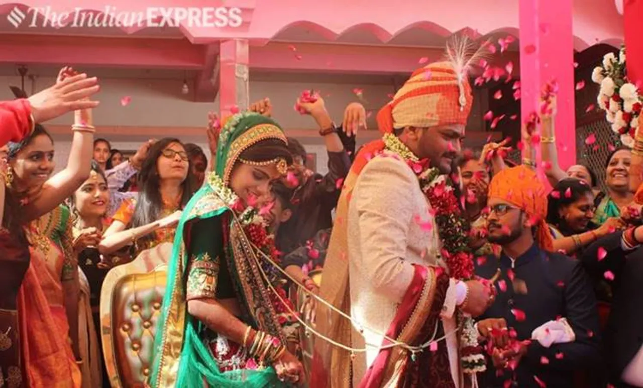 പട്ടേൽ സമുദായ നേതാവ് ഹാര്‍ദിക് പട്ടേല്‍ വിവാഹിതനായി