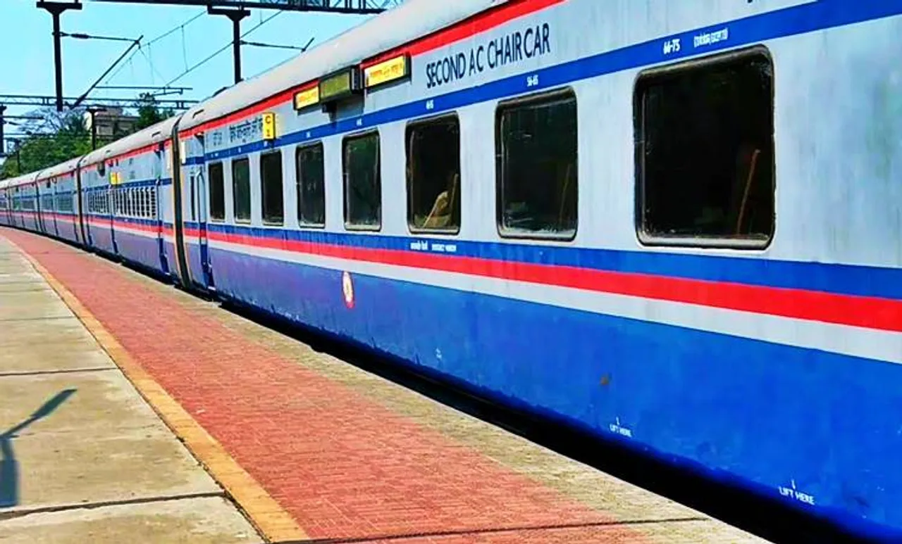 വേണാട് എക്‌സ്‌പ്രസിൽ ഒരു എസി ചെയർ കാർ കൂടി അനുവദിച്ചു