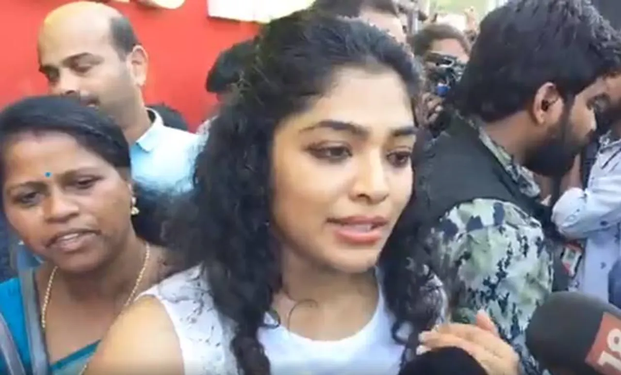 വനിതാ മതിലിൽ പങ്കെടുത്തത് ശബരിമല സ്ത്രീപ്രവേശനം ലക്ഷ്യം വച്ചുള്ളതിനാൽ: റിമ കല്ലിങ്കൽ