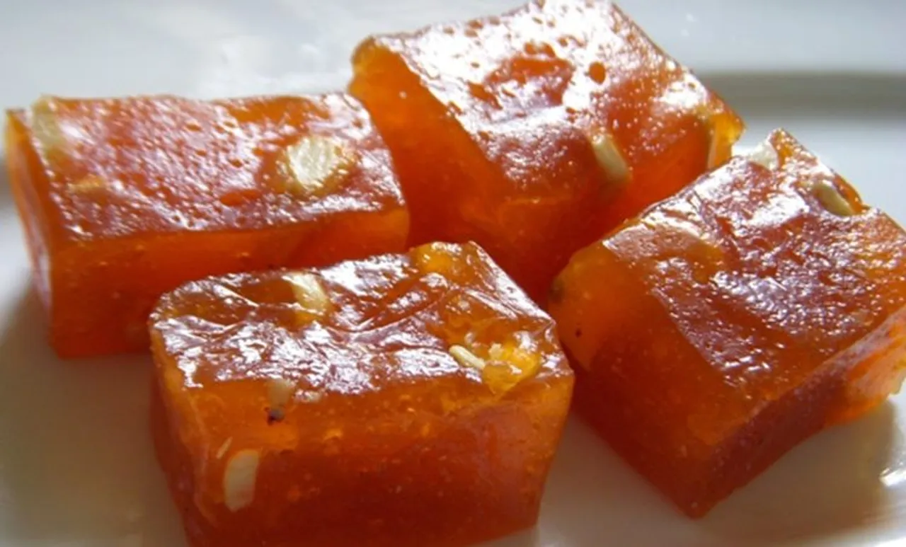 ഹല്‍വയില്‍ കഞ്ചാവ് ഒളിപ്പിച്ച് പ്രവാസിയുടെ കൈയില്‍ നല്‍കിയ യുവാവ് പിടിയില്‍