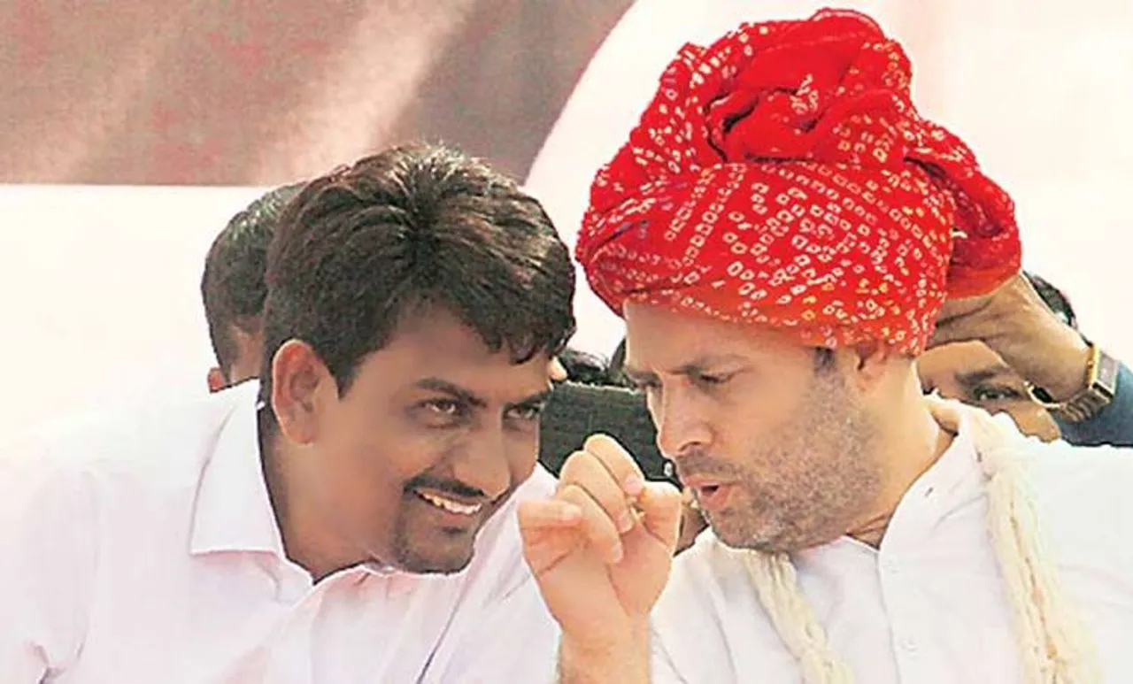 കോണ്‍ഗ്രസ് മുന്‍ എംഎല്‍എ അല്‍പേഷ് താക്കൂര്‍ ബിജെപിയില്‍ ചേര്‍ന്നു