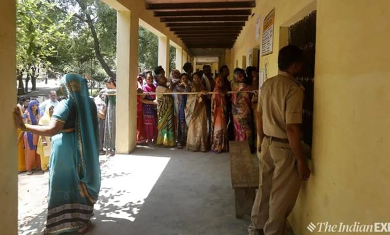 Lok Sabha Election 2019 Phase 2 Voting: രണ്ടാം ഘട്ട വോട്ടെടുപ്പ്; ബംഗാളില്‍ 75.27 ശതമാനം പോളിങ്, കശ്മീരിൽ 43.37 ശതമാനം