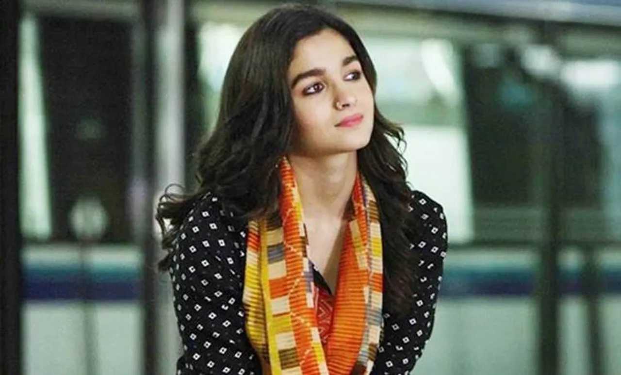 Alia Bhatt, Alia in RRR, Alia in Rajamouli's RRR, Alia speaks Telugu, Alia learn telugu, The Indian Express, ആലിയയുടെ തെലുങ്ക് പഠനം, ആലിയ ഭട്ട്, രാജമൗലി ചിത്രം, ആർ ആർ ആർ, RRR