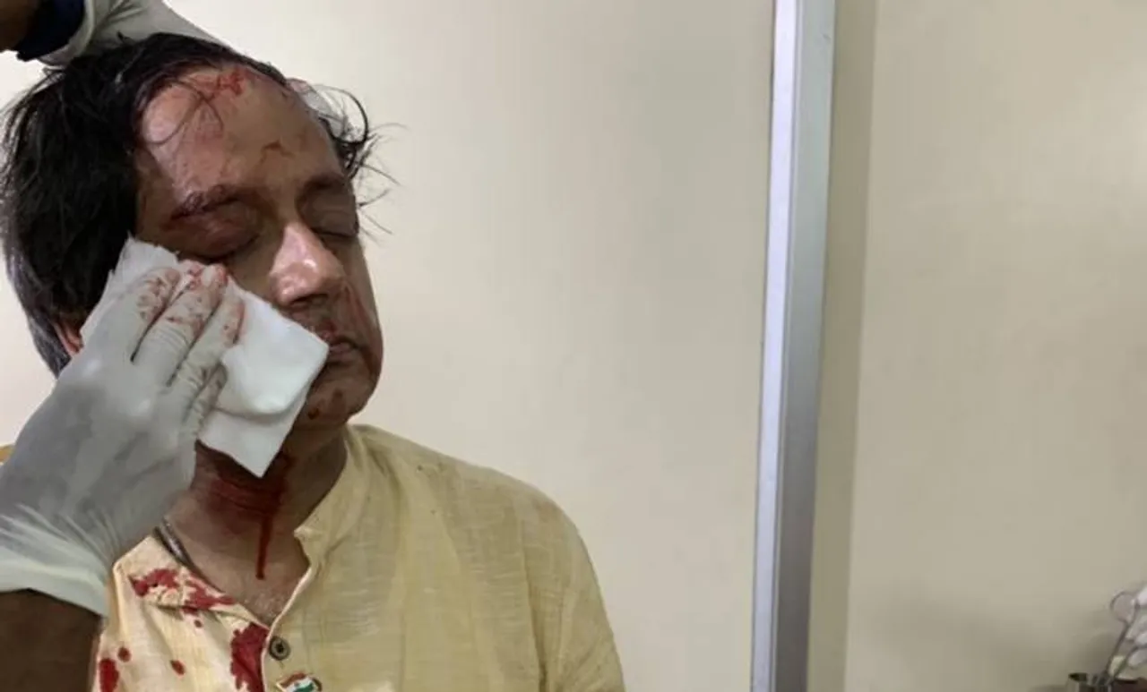 dr shashi tharoor injured, Shashi Tharoor, ശശി തരൂര്‍ Lok Sabha Election 2019, ലോക്സഭാ തിരഞ്ഞെടുപ്പ് 2019 Injured, പരുക്ക്, Lok Sabha Election 2019, ലോക്സഭാ തിരഞ്ഞെടുപ്പ് 2019 Shashi Tharoor, ശശി തരൂര്‍ Trivandrum, തിരുവനന്തപുരം, Tweet, ട്വീറ്റ്