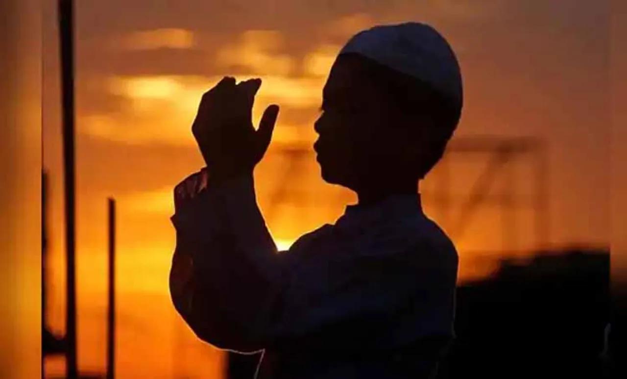 ramzan, ramzan, muslim festival, religious festival, ramzan month, mosque, ramzan fast, islam, sri lanka church attack, new zealand mosque attack, indian express, eid, eid 2019, eid ul fitr moon sighting, eid 2019 moon sighting, eid 2019 moon sighting today, moon sighting india, eid moon sighting 2019, moon sighting today india, eid ul fitr moon sighting in india, eid ul fitr moon sighting today time, eid ul fitr moon sighting today time in india, eid ul fitr moon sighting time, moon sighting today saudi, moon sighting saudi, eid moon sighting in pakistan, eid moon sighting in india, eid moon sighting in uae, eid moon sighting saudu arabia, eid ka chand, eid ka chand time,