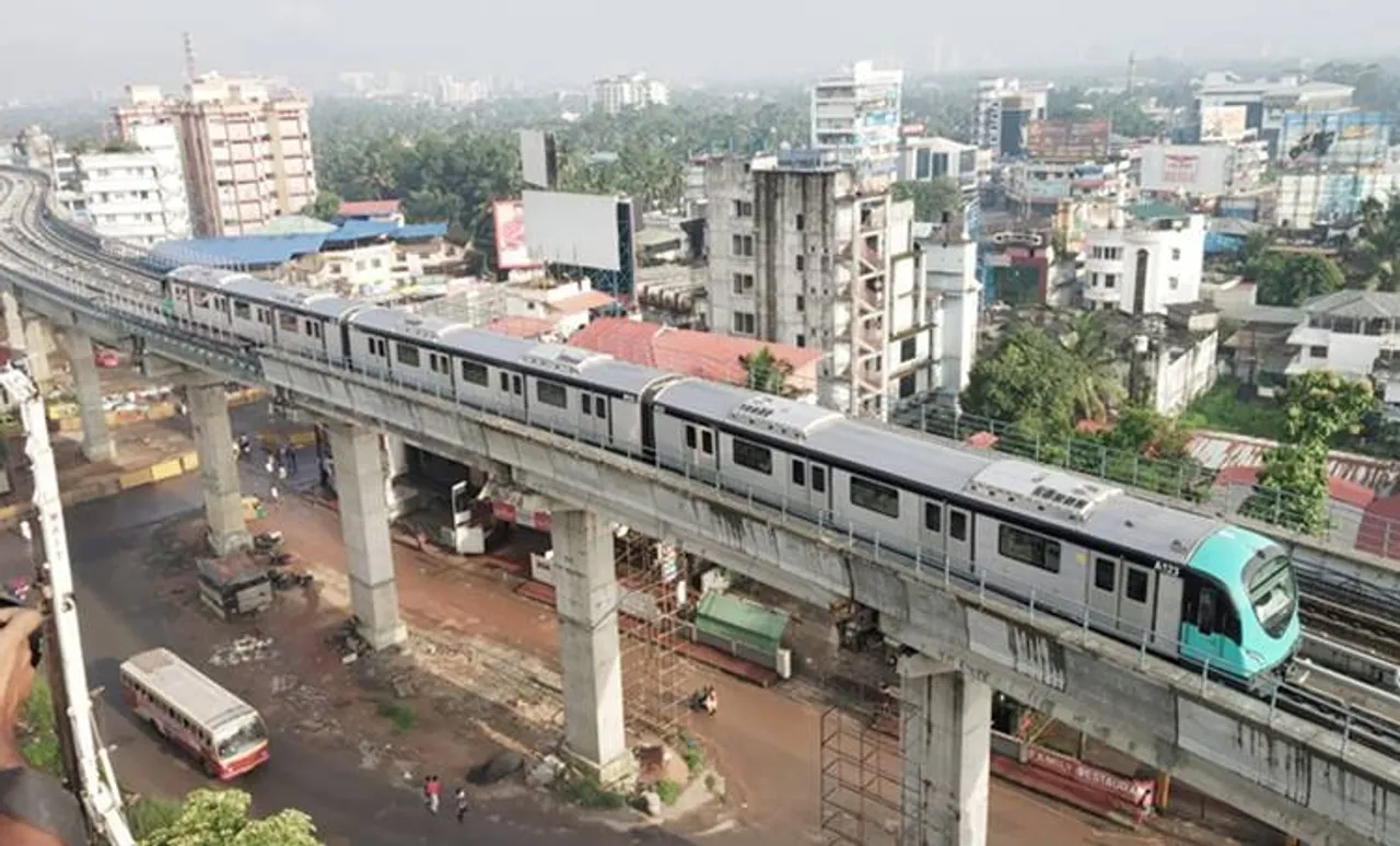 Kochi Metro, കൊച്ചി മെട്രോ, kochi metro ticket rate, kochi metro ticket rate discount, കൊച്ചി മെട്രോ ടിക്കറ്റ്, Kochi metro card, Kochi metro card special offer, കൊച്ചി മെട്രോ കാർഡ്, Kochi one card, how to get kochi metro card, KMRL, Indian express Malayalam, ഇന്ത്യൻ എക്സ്‌പ്രസ് മലയാളം, IE Malayalam, ഐ ഇ മലയാളം