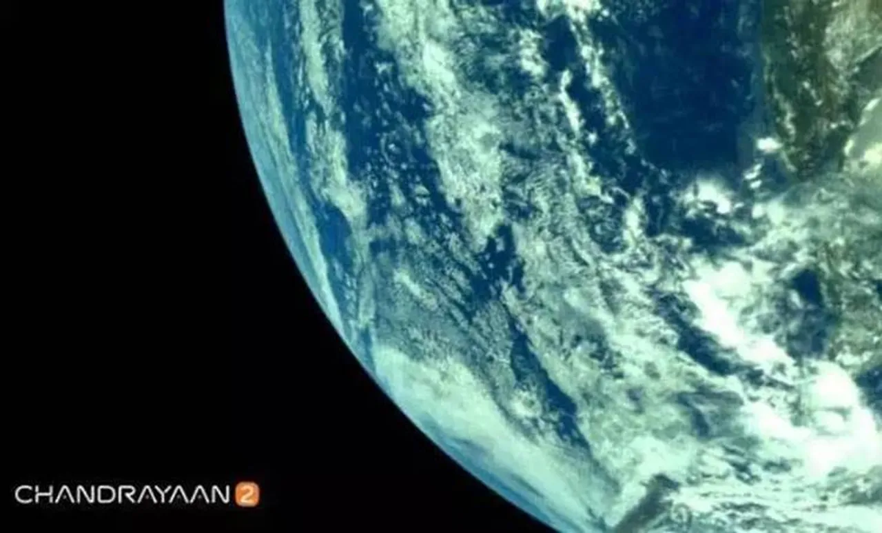 Chandrayaan-2, Chandrayaan-2 moon orbit, Chandrayaan-2 moon landing,Chandrayaan-2, ചന്ദ്രയാൻ 2, chandrayan live updates, chandrayan stages, chandrayan phases, Chandrayaan-2 launch, lunar orbit, Chandrayaan-2 launch monday,ചന്ദ്രയാൻ 2 വിജയകരമായി വിക്ഷേപിച്ചു, ചന്ദ്രയാൻ 1, ഐഎസ്ആർഒ, Chandrayaan-2 launch timing, Chandrayaan-2 isro launch date time, Chandrayaan-2 launch july 15, isro moon, isro Chandrayaan-2, Chandrayaan-2 moon, ie malayalam, ഐഇ മലയാളം Chandrayaan-2 Vikram Lander, What is Vikram Lander