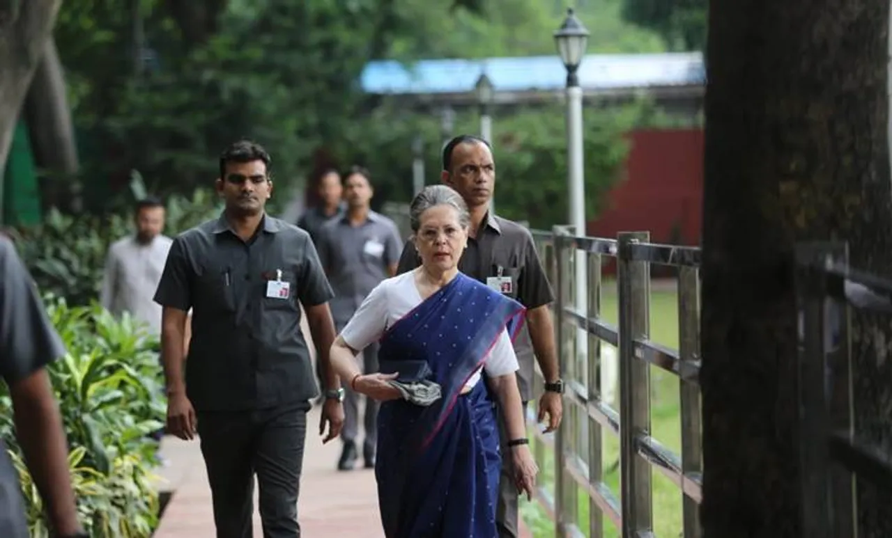 sonia gandhi, സോണിയ ഗാന്ധി, congress interim president sonia gandhi, CWC meet, congress president appointed, indian expresssonia gandhi,congress interim president sonia gandhi, CWC meet, rahul gandhi resigns congress president, congress working committee meeting, who is congress president, congress lok sabha elections 2019 results, iemalayalam, ഐഇ മലയാളം