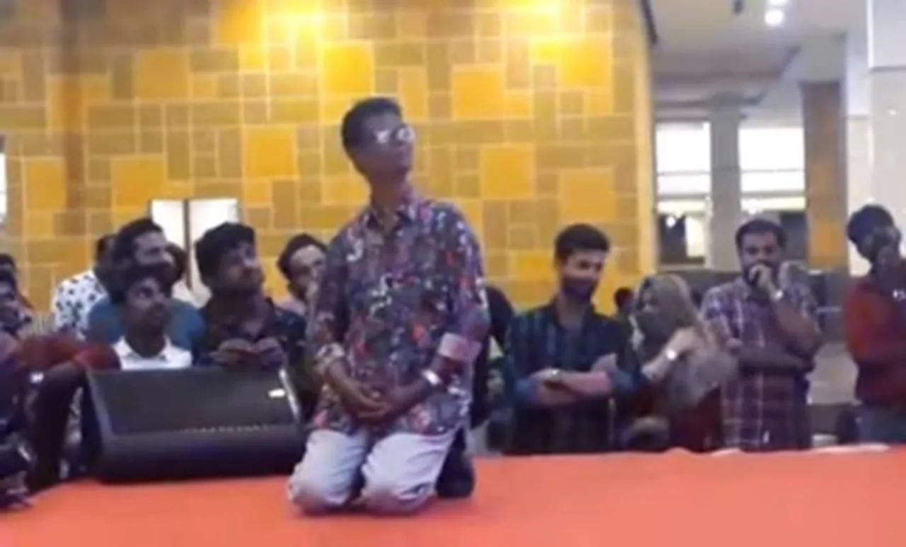 Indrans, ഇന്ദ്രൻസ്, Muhabbathin Kunjabdulla, മൊഹബ്ബത്തിന്‍ കുഞ്ഞബ്ദുള്ള, Muhabbathin Kunjabdulla film, മൊഹബ്ബത്തിന്‍ കുഞ്ഞബ്ദുള്ള സിനിമ, Muhabbathin Kunjabdulla trailer, മൊഹബ്ബത്തിന്‍ കുഞ്ഞബ്ദുള്ള ട്രെയിലർ, Indian express Malayalam, ഇന്ത്യൻ എക്സ്‌പ്രസ് മലയാളം