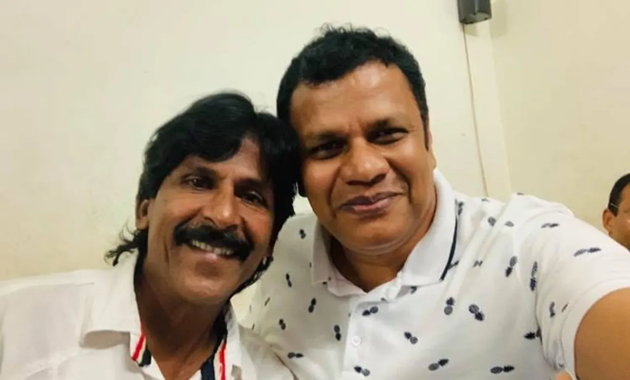 Noushad, നൌഷാദ്, Mammootty calls Noushad, മമ്മൂട്ടി ഫോണിൽ വിളിച്ചു, noushadh, rajesh sharma, textile owner, flood help, നൗഷാദ്, ദുരിതാശ്വാസം, ie malayalam, ഐഇ മലയാളം, gift from gulf,