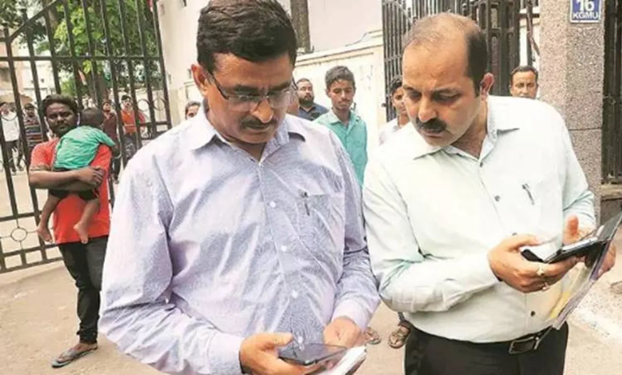 Unnao, Unnao Rape Case,ഉന്നാവോ പീഡനക്കേസ്, Unnao Rape Victim,ഉന്നാവോ പീഡനക്കേസ് ഇര, Unnao Accident, Unnao, ie malayalam, ഐഇ മലയാളം,unnao rape, unnao rape accident, unnao rape victim accident, cbi raids unnao case, kuldeep singh sengar, iemalayalam