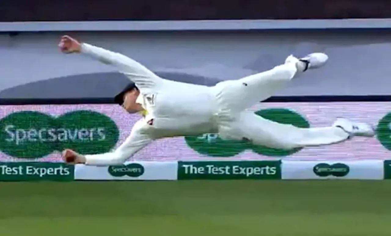 നിസാരം...! ഒറ്റക്കൈയ്യില്‍ പറന്ന് സ്മിത്തിന്റെ തകര്‍പ്പന്‍ ക്യാച്ച്, വീഡിയോ