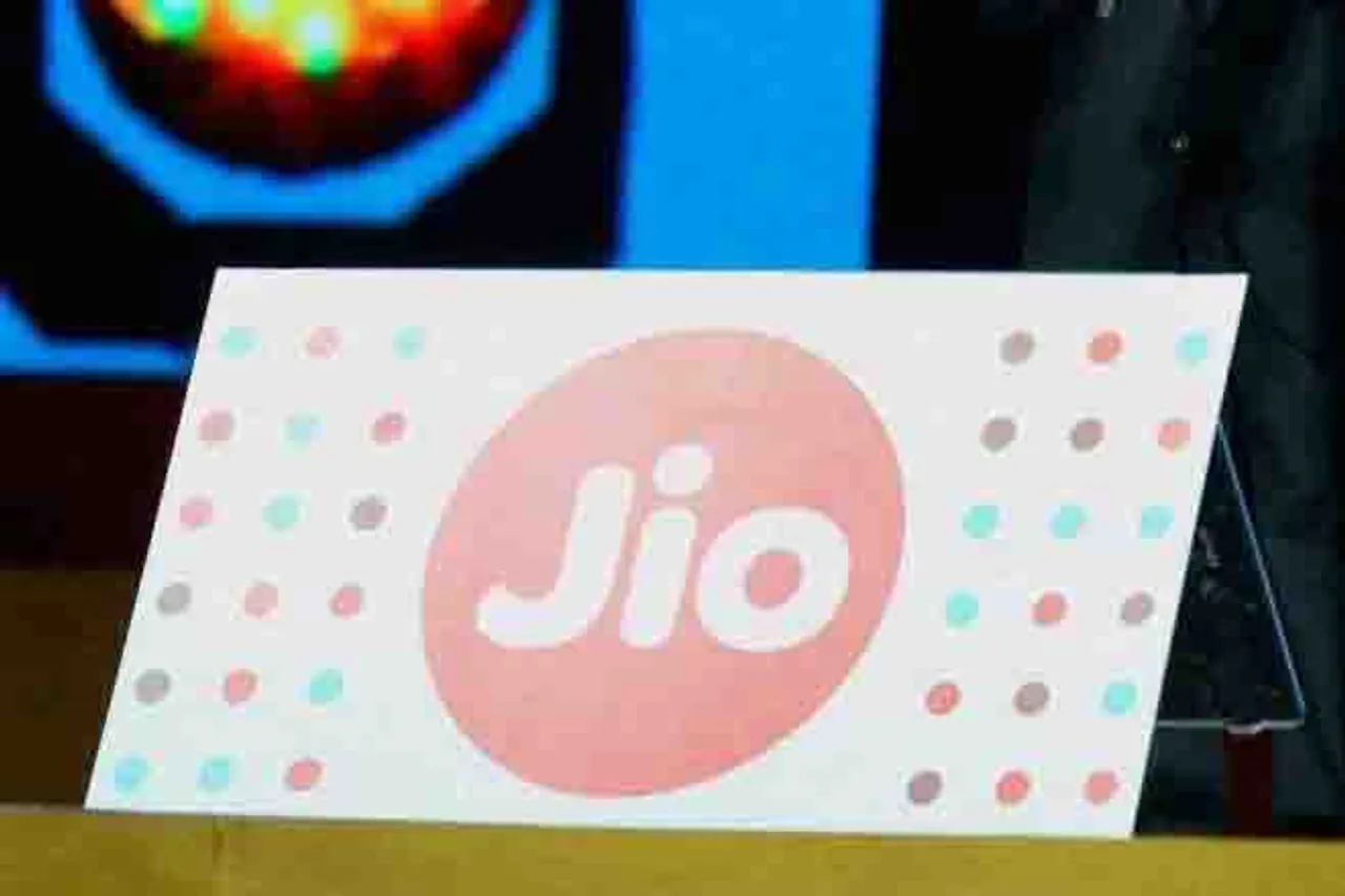 ജിയോ ഫൈബര്‍, jio fiber, jio fiber plans, jio fiber plans 2019, jio fiber plans details, jio fiber broadband, jio fiber broadband plans, jio fiber broadband plans 2019, jio fiber price, jio fiber registration, jio fiber 4k tv, jio 4k tv, jio 4k tv plans, jio set top box plans, jio fiber launch time, jio fiber broadband plans, jio fiber broadband launch time