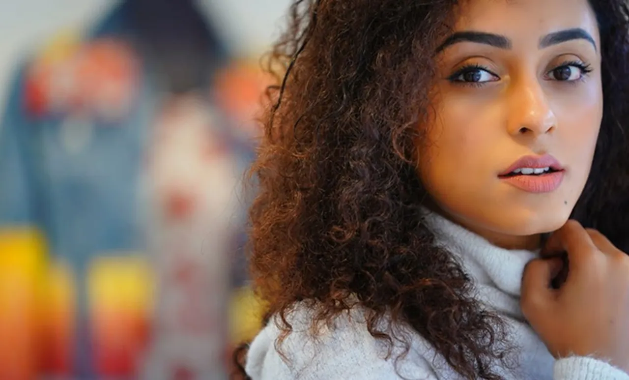 Pearly Maaney, പേളി മാണി, Abhishek Bachchan, അഭിഷേക് ബച്ചൻ, Pearly Maaney bollywood film, പേളി മാണി ബോളിവുഡ് ചിത്രം, Pearly Maaney Photos, പേളി മാണി ചിത്രങ്ങൾ, ഇന്ത്യൻ എക്സ്‌പ്രസ് മലയാളം, Indian express Malayalam