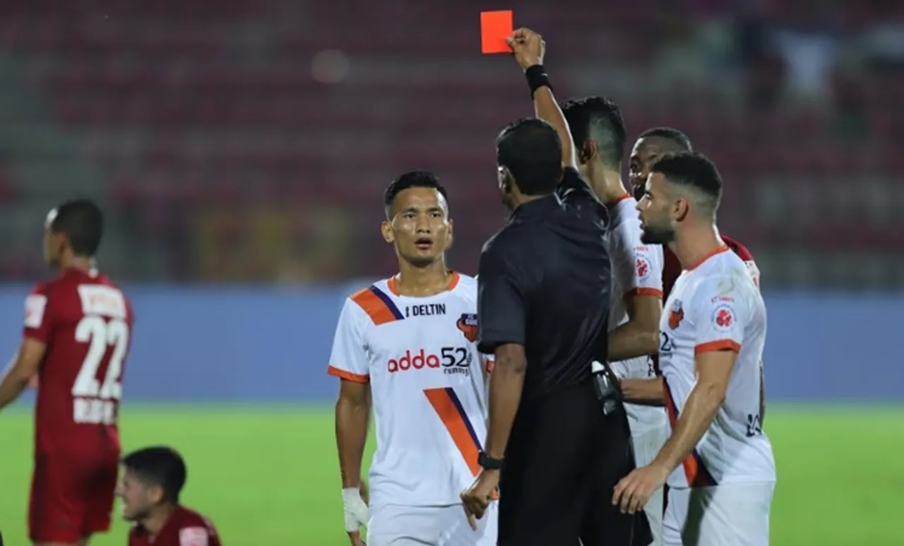 AIFF, suspends three players, on-field incident, Seiminlen Doungel, Hugo Boumous, Kai Heerings, isl, ഐഎസ്എൽ, സസ്പെൻഷൻ, ഡങ്കൽ, ഹ്യൂഗോ ബോമസ്, ie malayalam, ഐഇ മലയാളം