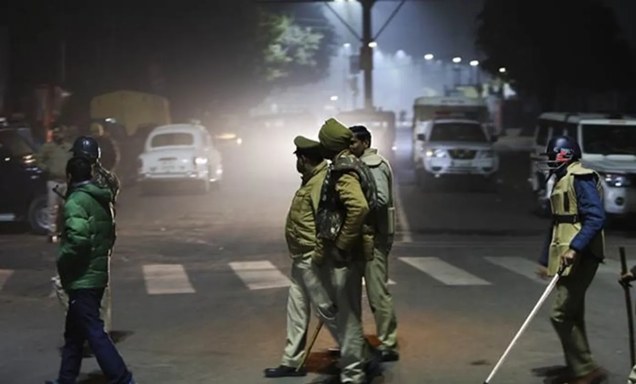 CAA, സിഎഎ, NRC, എൻആർസി, Anti CAA protest, സിഎഎ വിരുദ്ധ പ്രക്ഷോഭം, Muzaffarnagar, മുസാഫര്‍ നഗർ, Muzaffarnagar CAA protests, മുസാഫര്‍ നഗർ സിഎഎ വിരുദ്ധ പ്രക്ഷോഭം, Anti NRC protest, എൻആർസി വിരുദ്ധ പ്രക്ഷോഭം, Juvenile Justice Act, ബാലനീതി നിയമം, Muzaffarnagar poice, മുസാഫര്‍ നഗർ പൊലീസ്, Uttar Pradesh, ഉത്തർപ്രദേശ്, Yogi Adityanath, യോഗി ആദിത്യനാഥ്, malayalam news, മലയാളം വാർത്തകൾ, latest malayalam news, kerala news, കേരള വാർത്തകൾ, today malayalam news, ഇന്നത്തെ മലയാളം വാർത്തകൾ, latest malayalam news today, മലയാളം ഓൺലൈൻ വാർത്തകൾ, malayalam online news, online malayalam news, today breaking news malayalam, ie malayalam, ഐഇ മലയാളം