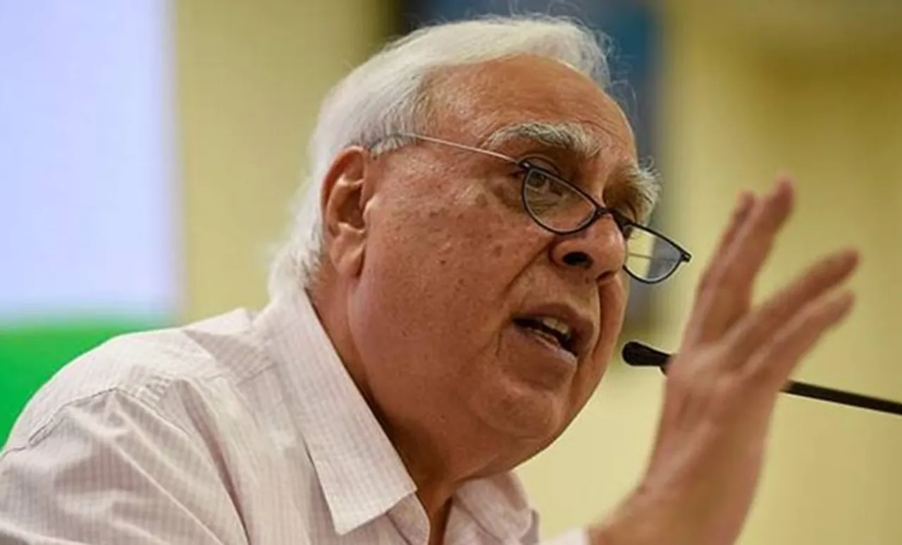 kapil sibal, കപിൽ സിബൽ, congress, കോൺഗ്രസ്, Sachin Pilot, സച്ചിൻ പൈലറ്റ്, Ashok Gehlot, അശോക് ഗെഹ്‌ലോട്ട്, Rajastan Political Crisis, രാജസ്ഥാനിലെ രാഷ്ട്രീയ പ്രതിസന്ധി, IE Malayalam, ഐഇ​മലയാളം