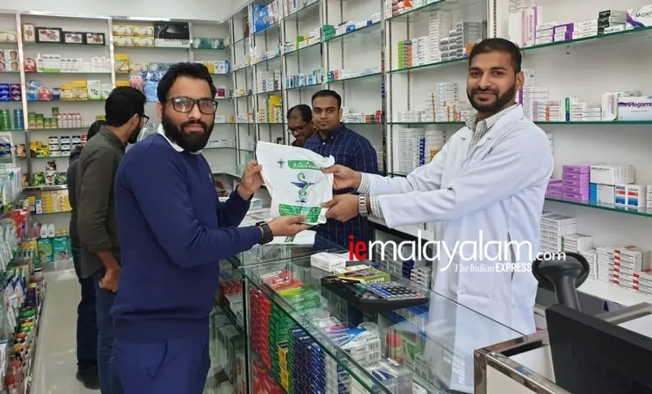 Saudi Arabia, സൗദി അറേബ്യ, Saudization, സൗദി സ്വദേശിവത്കരണം, Saudization of pharma sector, localization in Saudi pharma sector, സൗദിയിൽ ഫാർമസി മേഖലയിൽ സ്വദേശിവത്കരണം, Saudi new labour law, സൗദിയിൽ പുതിയ തൊഴിൽ നിയമം, Saudi nitaqat,സൗദി നിതാഖാത്, Gulf news, ഗൾഫ് ന്യൂസ്, Latest news, ലേറ്റസ്റ്റ് ന്യൂസ് ie malayalam, ഐഇ മലയാളം