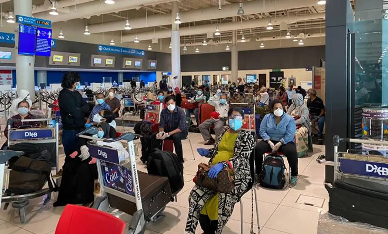 dubai, ദുബായ്, dubai travel updates, ദുബായ് യാത്ര സംബന്ധിച്ച വിവരങ്ങൾ, covid-19, കോവിഡ് -19, covid-19 test report, കോവിഡ് -19 പരിശോധനാ റിപ്പോർട്ട്, covid-19 negative report, കോവിഡ് -19 നെഗറ്റീവ് റിപ്പോർട്ട്, covid-19 negative cerificate, , കോവിഡ് -19 നെഗറ്റീവ് സർട്ടിഫിക്കറ്റ്, covid rc-pcr test,  , കോവിഡ് ആർടി-പിസിആർ ടെസ്റ്റ്, pure health Dubai, പ്യൂര്‍ ഹെല്‍ത്ത് ദുബായ്, air india express, എയർ ഇന്ത്യ എക്‌സ്‌പ്രസ്, micro health lab kerala, മൈക്രോ ഹെൽത്ത് ലാബ്, indian express malayalam, ഇന്ത്യൻ എക്‌സ്‌പ്രസ് മലയാളം, മലയാളം, ie malayalam, ഐഇ മലയാളം
