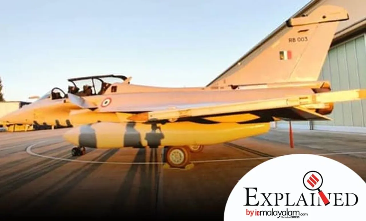 rafale jets, റഫാല്‍ ജെറ്റുകള്‍, rafale aircraft, റഫാല്‍ വിമാനങ്ങള്‍, india rafale jets, ഇന്ത്യ റഫാല്‍ ജെറ്റുകള്‍, rafale jets power, rafale aircraft features, റഫാല്‍ യുദ്ധ വിമാനത്തിന്റെ പ്രത്യേകതകള്‍, rafale news, merignac airbase, dassault, golden arrows’ squadron, ഗോള്‍ഡണ്‍ ആരോസ് സ്‌ക്വാഡ്രണ്‍,rajnath singh, rafale jet deal, indian express, express explained