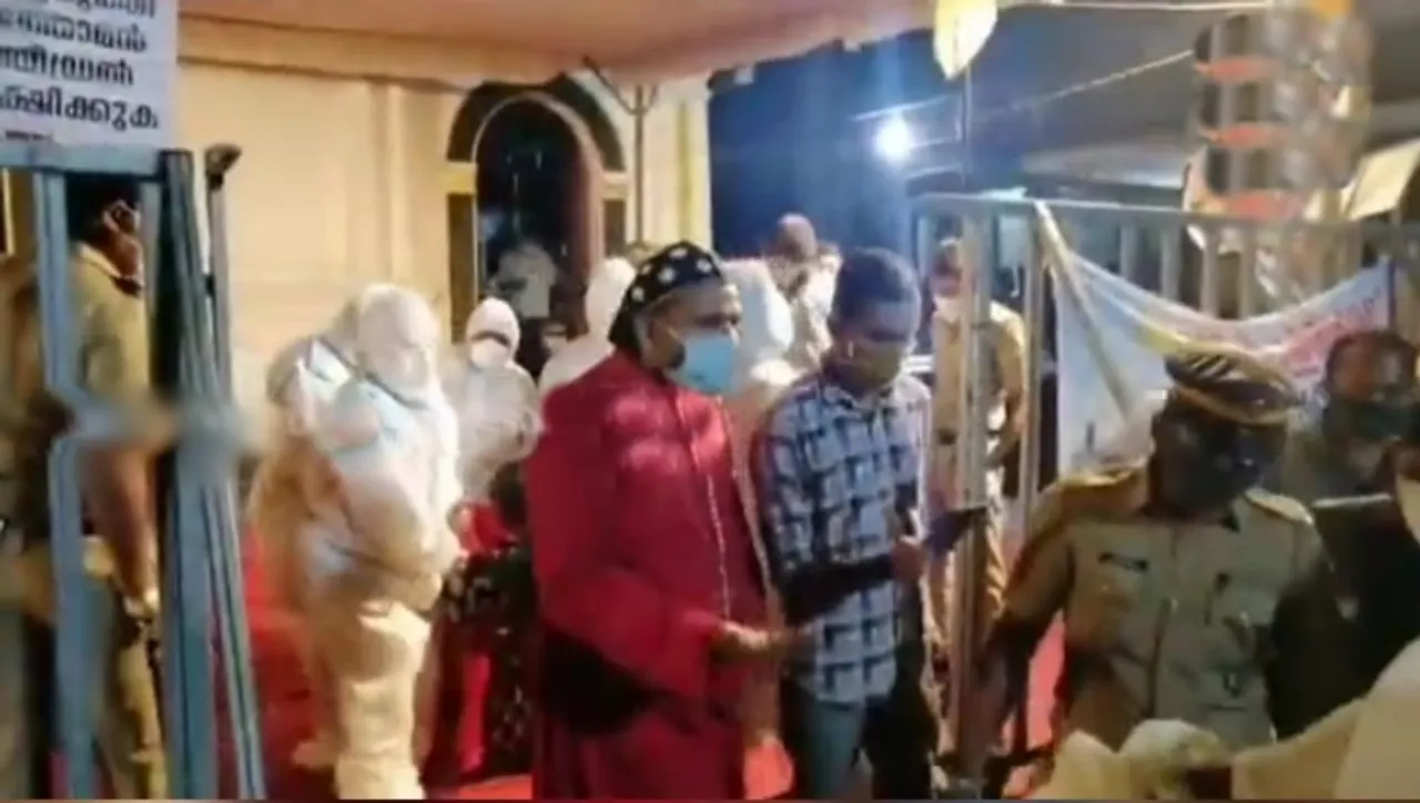 Mulanthuruthy church,ernakulam,kochi,jacobites,police,snehil kumar singh,മുളന്തുരത്തി പള്ളി,എറണാകുളം,യാക്കോബായ,ഓർത്തഡോക്സ്
