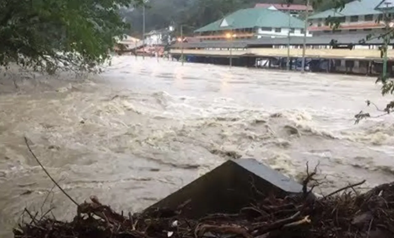 Kerala News, Munnar, Kerala Rain, Idukki Dam, Idukki Dam Current Water Level, Rain in Kerala, Rajamala, Idukki, Kerala Weather, Rajamala Munnar, Kerala Flood, Kerala Rain News, Kerala Rains, Munnar News, Kochi Weather, Kerala News Today, Wayanad Weather, Munnar Landslide, Kerala Rain Today, Munnar Weather, Pettimudi, Munnar Rajamala, Kerala News Live, landslide in Kerala, Layam Meaning, kerala floods, kerala, idukki landslide, rajamala landslide, munnar lanslide, kerala rains, kerala rains latest news, idukki landslide, idukki landslide news, weather, weather in kerala, kerala weather, kerala weather today, today weather in kerala, kerala news