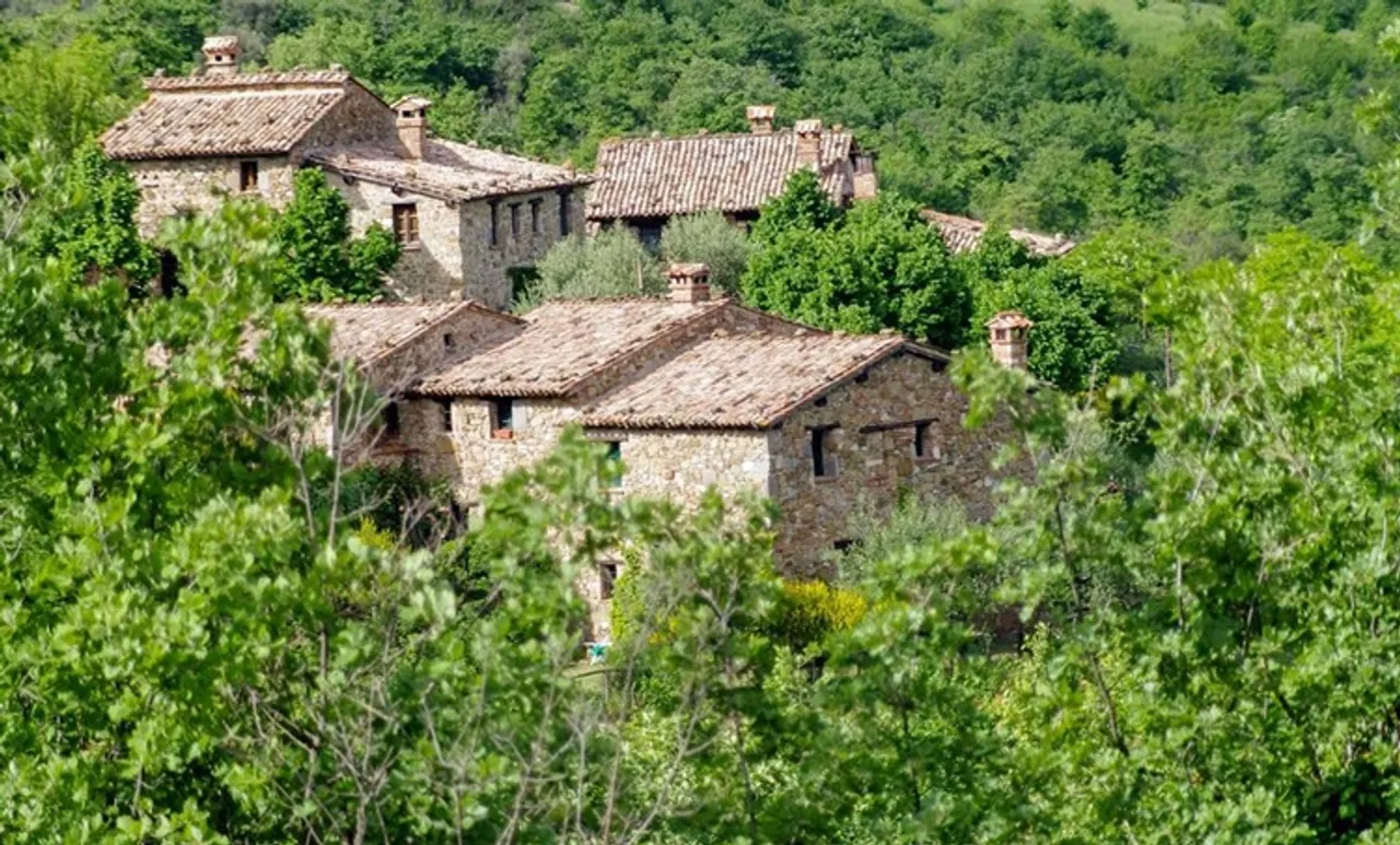 COVID-19 safety protocols, COVID-19 safety protocols in Italy, town in Italy with only two residents, health