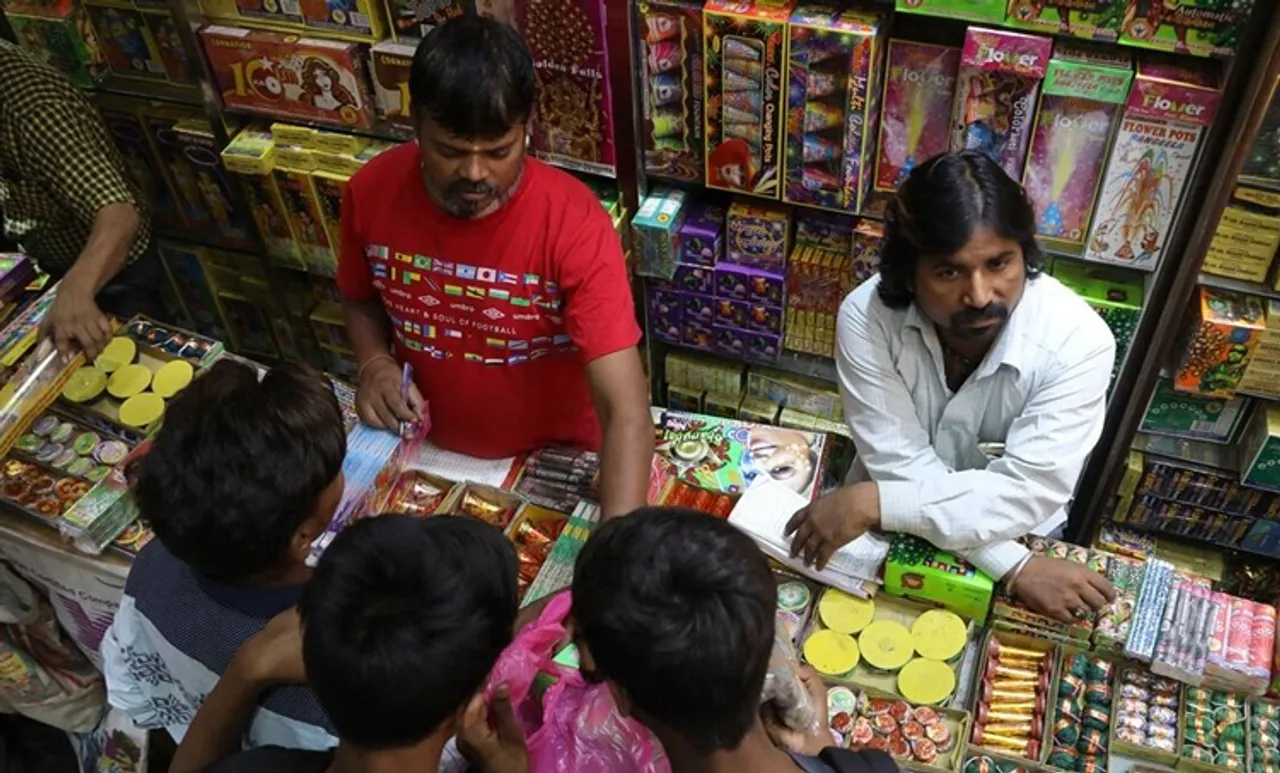 ജീവിതം തന്നെ അപകടത്തിൽ; പടക്ക നിരോധനത്തിനെതിരായ ഹർജി സുപ്രീം കോടതി തള്ളി