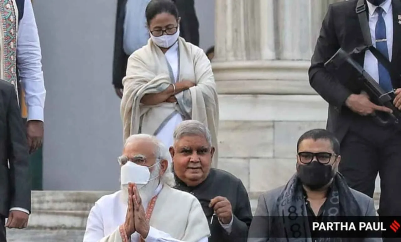 കാണികൾ ജയ്ശ്രീറാം മുഴക്കി, പ്രസംഗം നിർത്തി മമത; വേദിയിൽ പ്രധാനമന്ത്രിയും