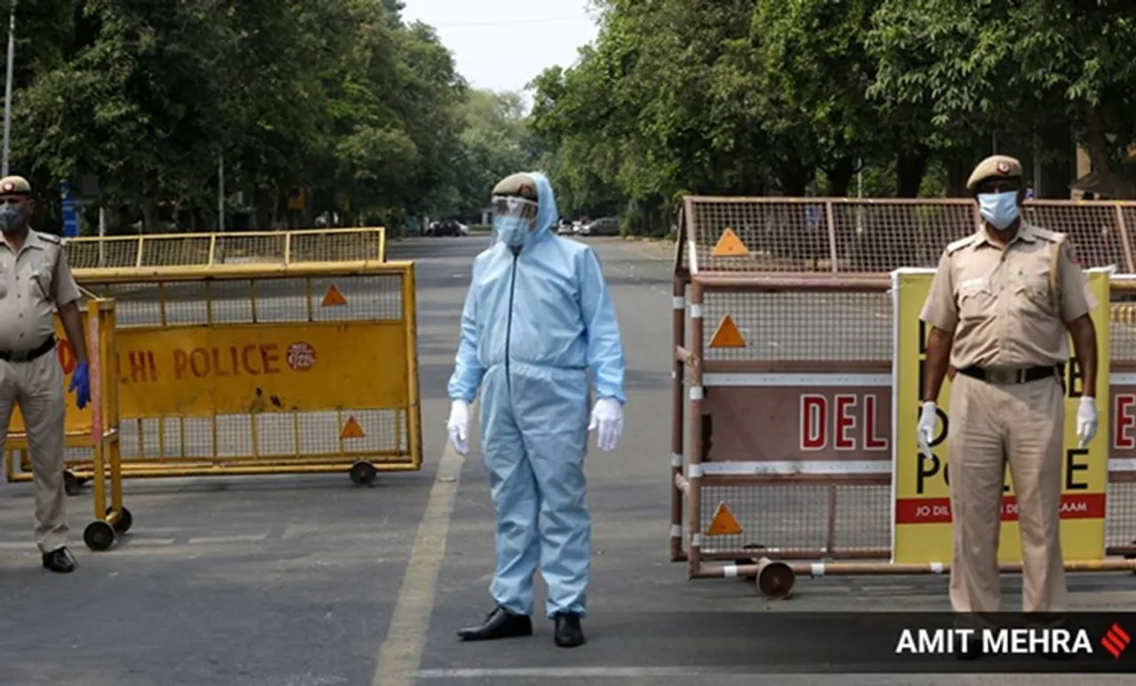 Karnataka, interstate transportation, കർണാടക, അന്തർസംസ്ഥാന യാത്ര, covid test, Pinarayi Vijayan, കോവിഡ്, IE Malayalam, ഐഇ മലയാളം