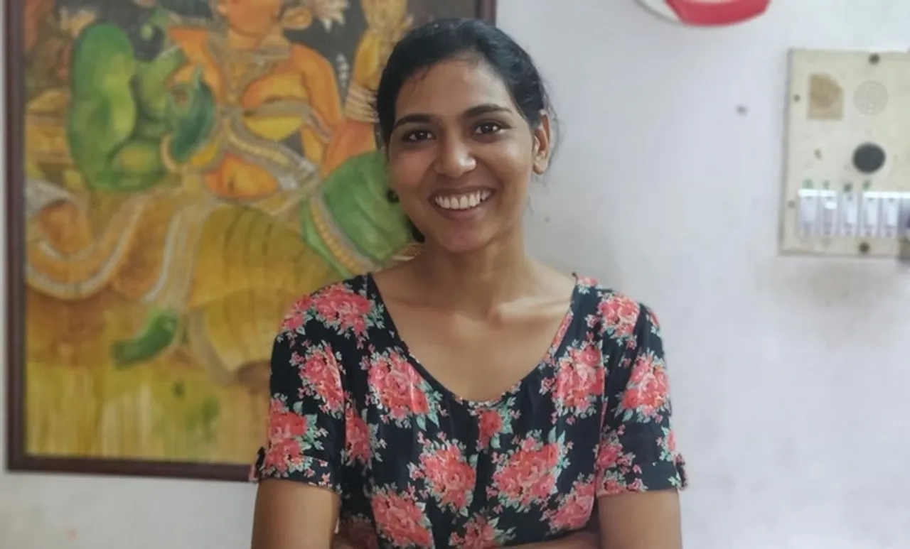 രഹന ഫാത്തിമയ്ക്ക് സാമൂഹ്യമാധ്യമങ്ങളിൽ ഏർപ്പെടുത്തിയ വിലക്കിന് സ്റ്റേ