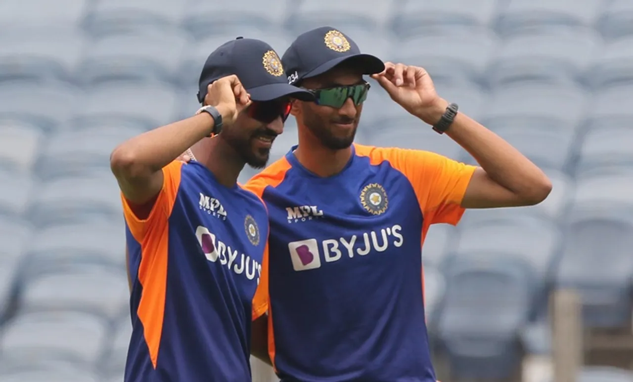 Cricket, ക്രിക്കറ്റ്, India vs England, ഇന്ത്യ - ഇംഗ്ലണ്ട്, India vs England ODI, ഇന്ത്യ-ഇംഗ്ലണ്ട് ഏകദിനം, Krunal Pandya, ക്രുണാല്‍ പാണ്ഡ്യ, Krunal Pandya batting, Prasidh Krishna bowling, പ്രസിദ്ധ് കൃഷ്ണ, IE Malayalam, ഐഇ മലയാളം