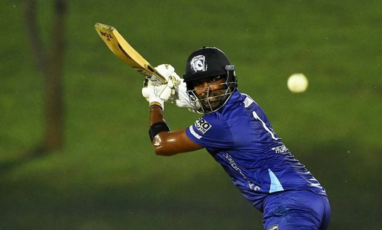 Thisara Perera, തിസാര പെരേര, Thisara Perera six sixes, തിസാര പെരേര സിക്സ്, Thisara Perera video, തിസാര പെരേര വിഡീയോ, thisara perera news, തിസാര പെരേര വാര്‍ത്തകള്‍, thisara perera batting, തിസാര പെരേര ബാറ്റിങ്, cricket, ക്രിക്കറ്റ്, cricket news, ക്രിക്കറ്റ് വാര്‍ത്തകള്‍, malayalam cricket news, മലയാളം ക്രിക്കറ്റ് വാര്‍ത്തകള്‍, sports news, കായിക വാര്‍ത്തകള്‍, malayalam sports news, Indian express malayalam, ഇന്ത്യന്‍ എക്സ്പ്രസ് മലയാളം, IE Malayalam, ഐഇ മലയാളം