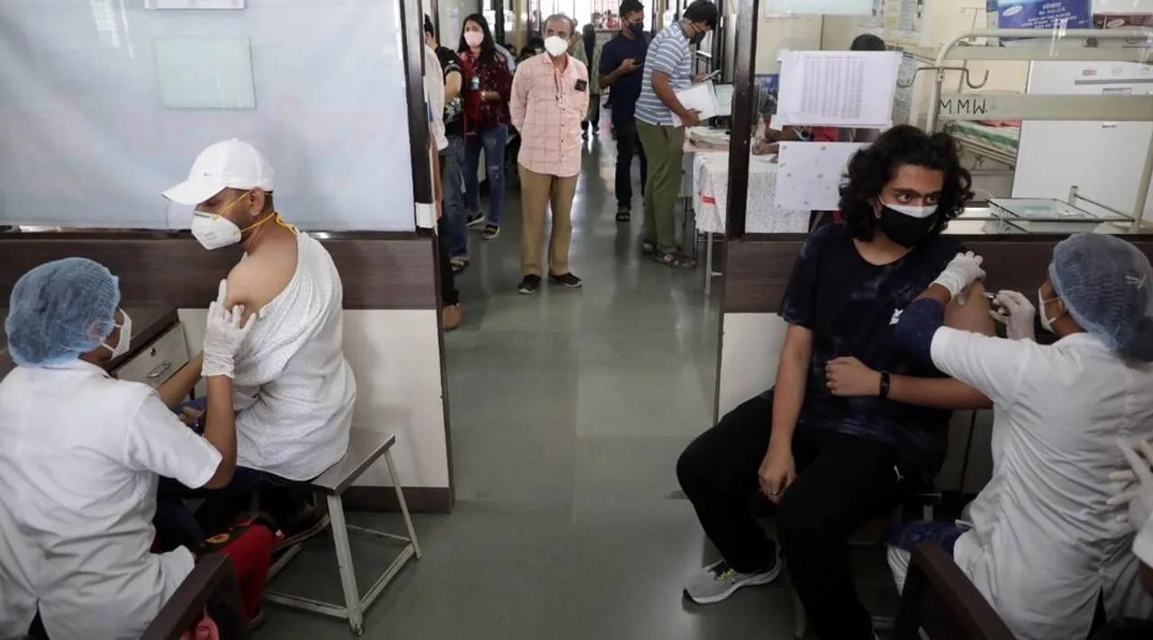 covid19, coronavirus, covid vaccine, supreme Court on covid vaccination, Covid-19, Covid-19 India Second Wave, Supreme Court on vaccination, Supreme Court on Covid vaccines, covi shield, covaxin, sputnic v, Covid news, ie malayalam