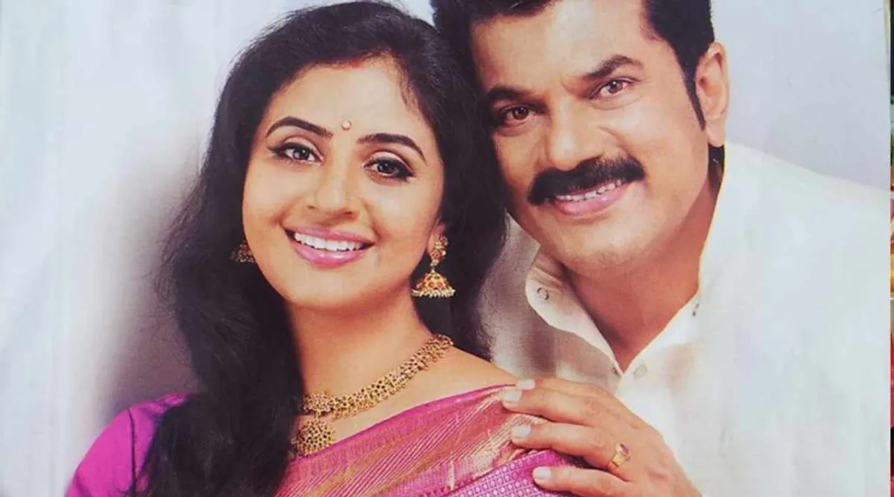 Mukseh, മുകേഷ്, methil devika, മേതിൽ ദേവിക, mukesh methil devika, mukesh methil devika divorse, mukesh divorse, methil devika divorse, വിവാഹ മോചനം, വേർപിരിഞ്ഞു, മുകേഷും മേതിൽ ദേവികയും വേർപിരിഞ്ഞു, malayalam news, malayalam film news, ie malayalam