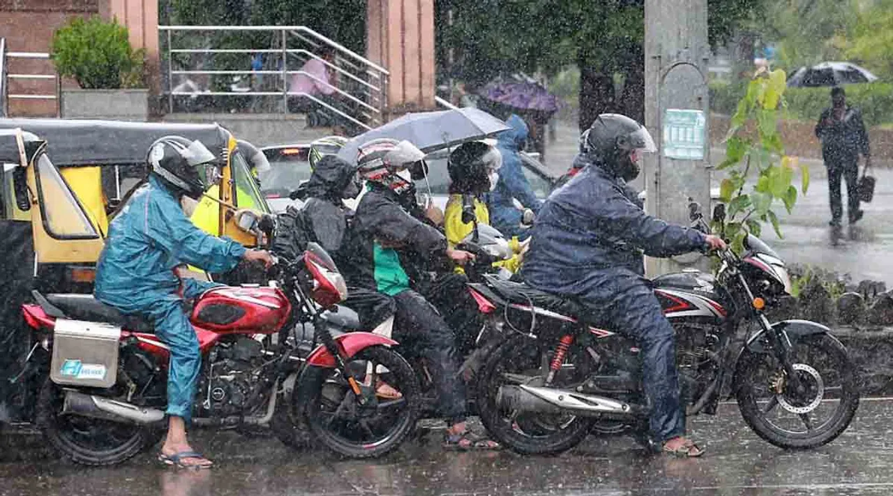 Rain , Monsoon, Umbrella, മഴ , Iemalayalam