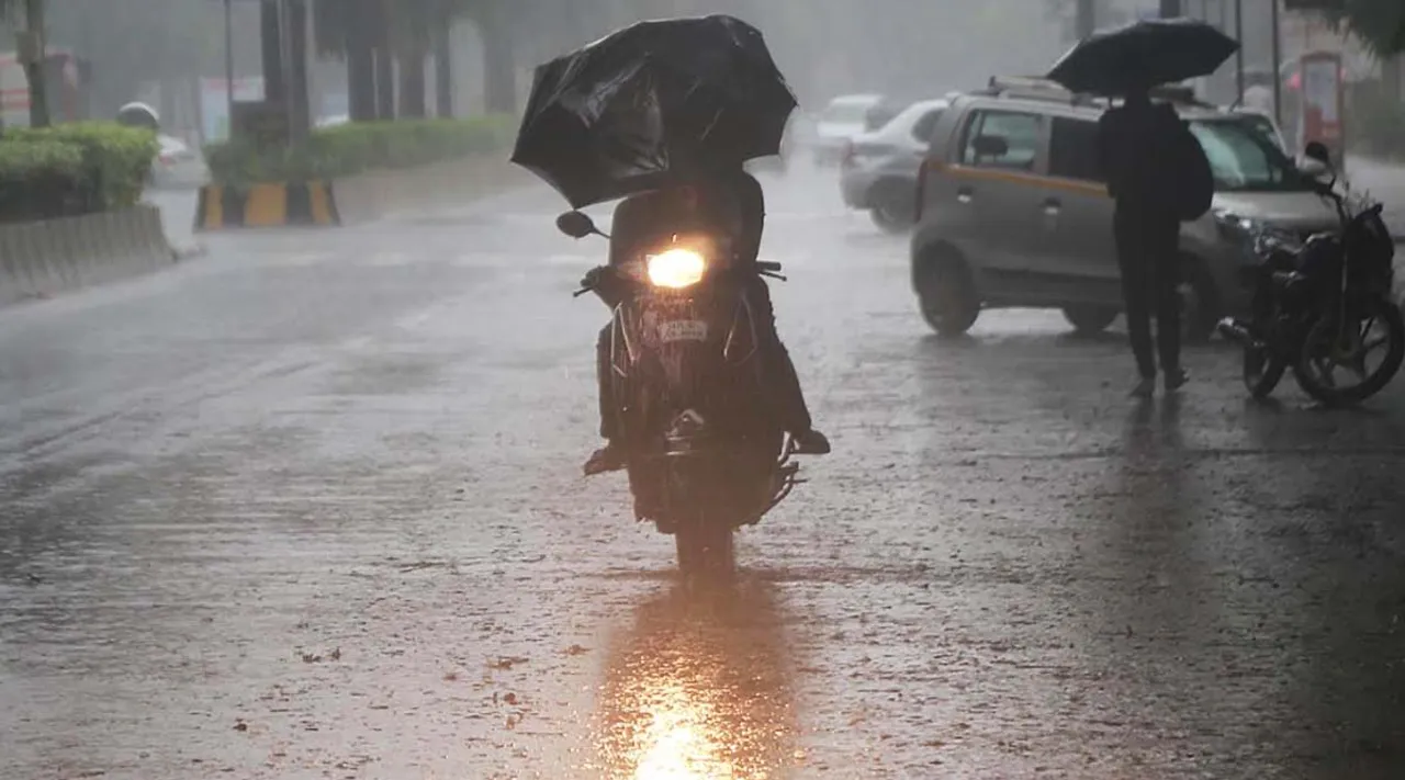 Rain , Monsoon, Umbrella, മഴ , Iemalayalam